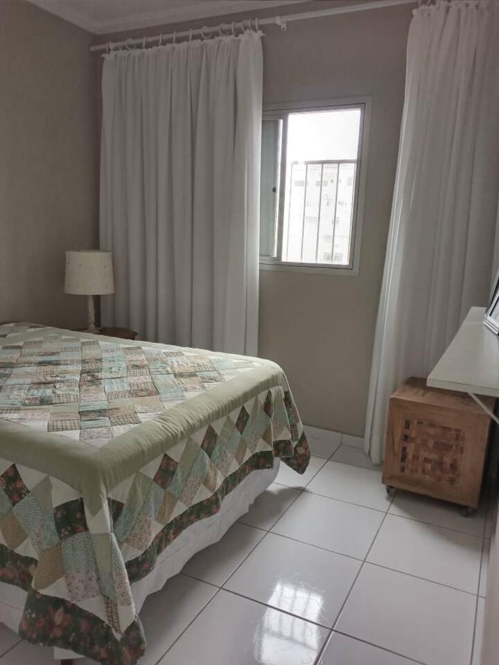 Apartamento completo na calçada da praia Apartment กัวรูจา ภายนอก รูปภาพ